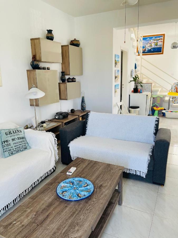 Apartamento Peaceful Townhouse With Private Pool Near The Sea Paphos Exterior foto